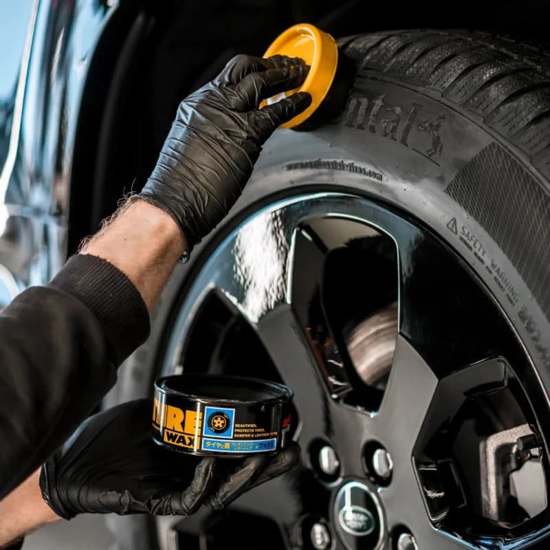 Soft99 Tire Black Wax Lastik Parlatıcı 170gr - Görsel 2